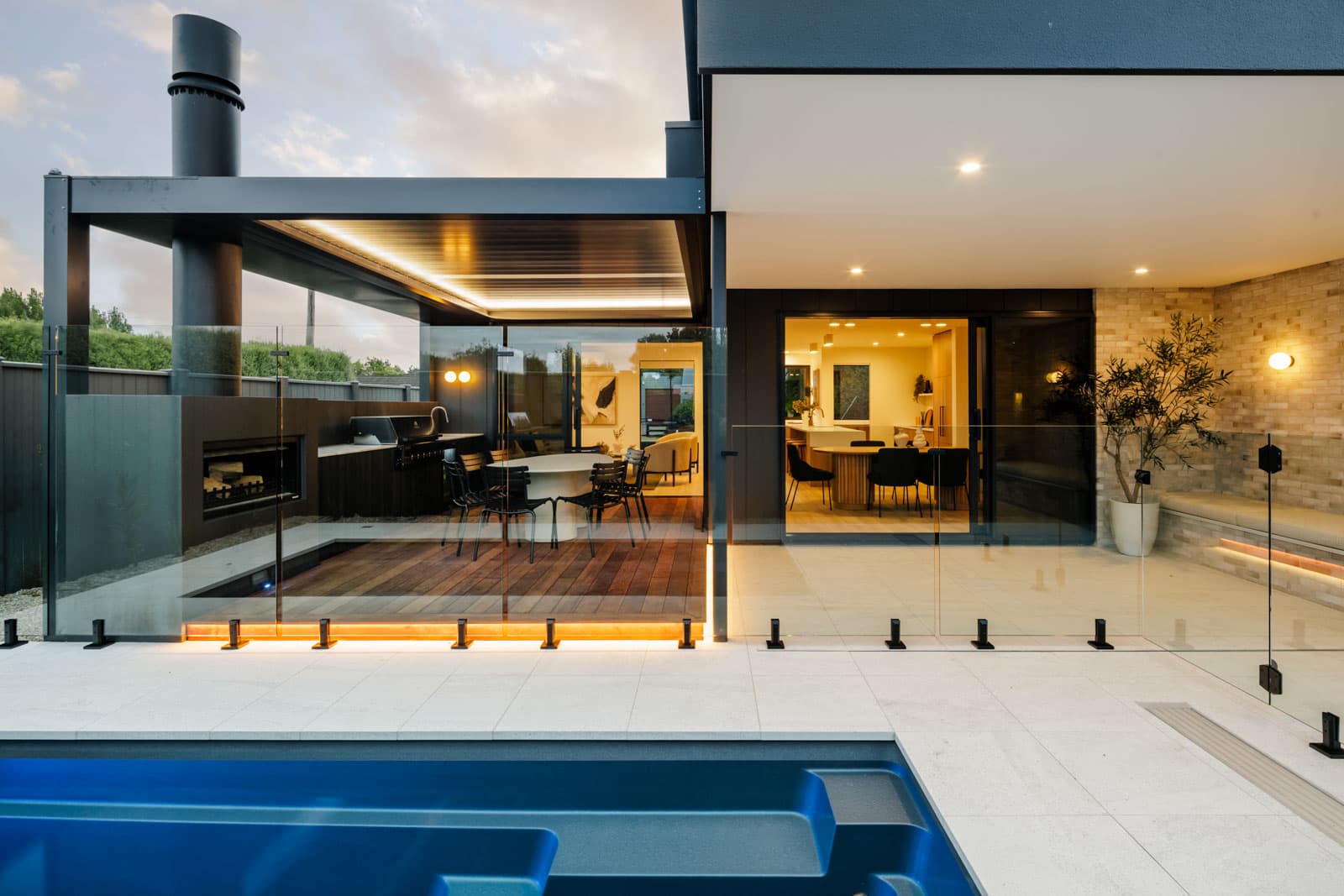 River Rd. Show Home (4)