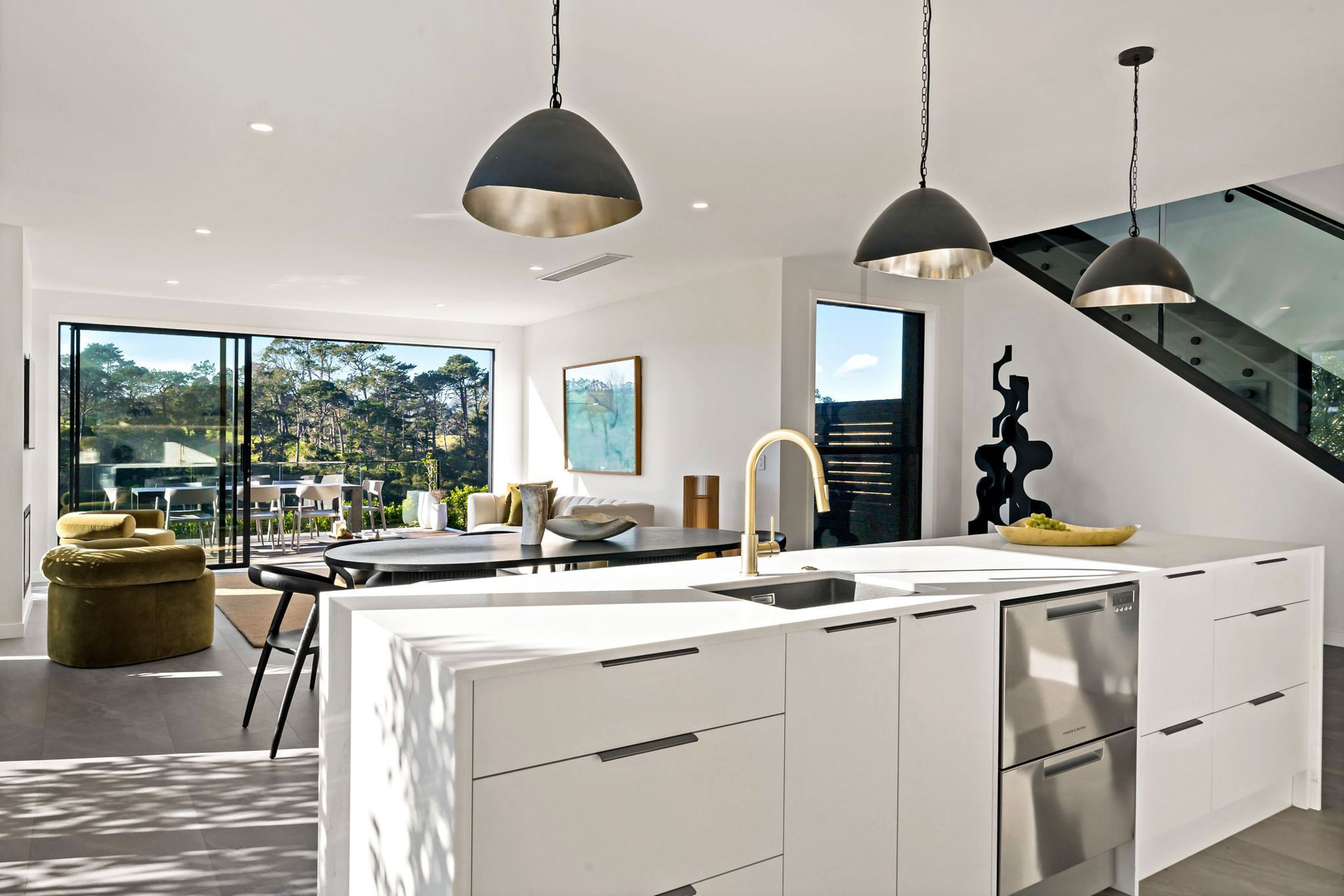 Luxury Home & Income (7)