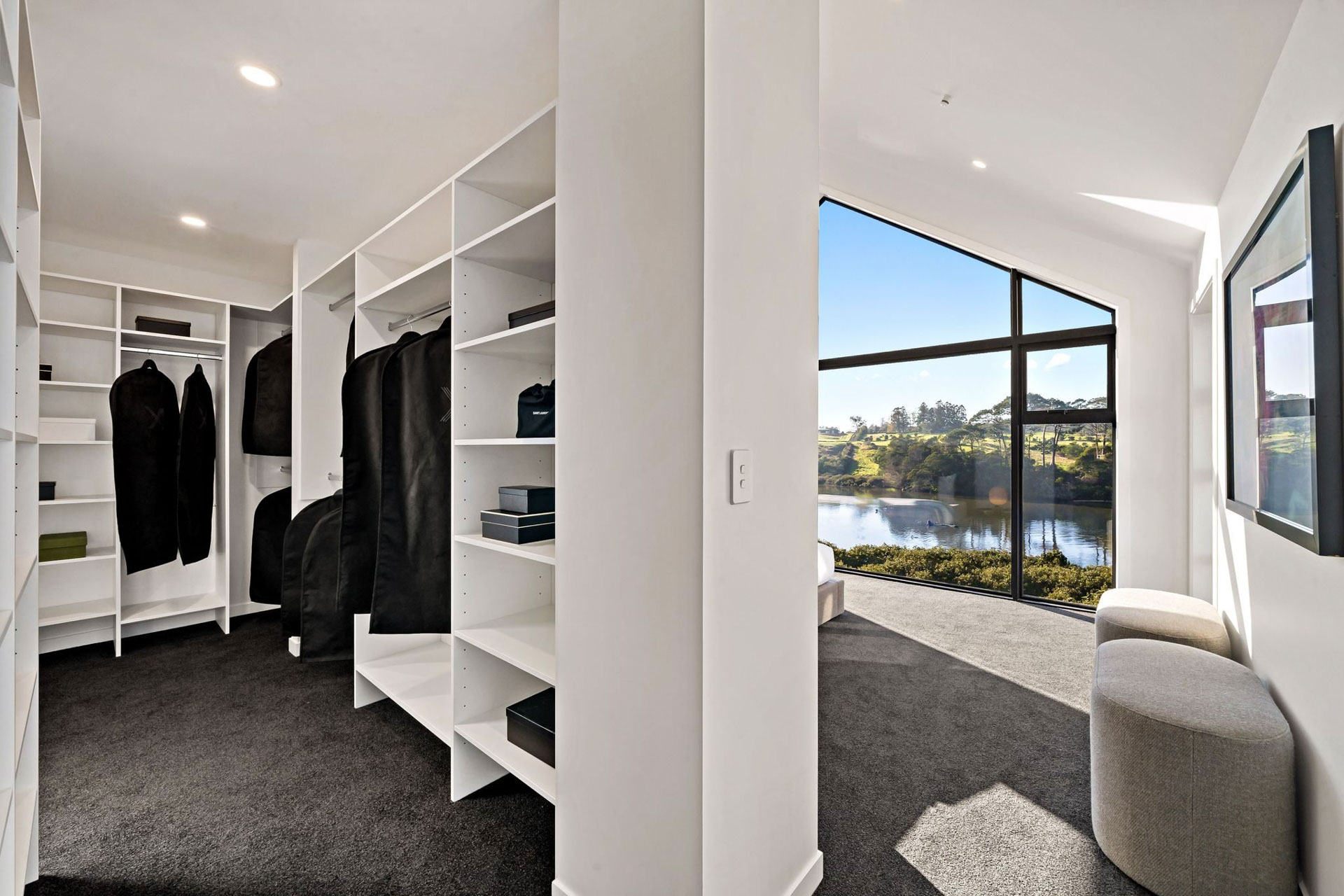 Luxury Home & Income (12)