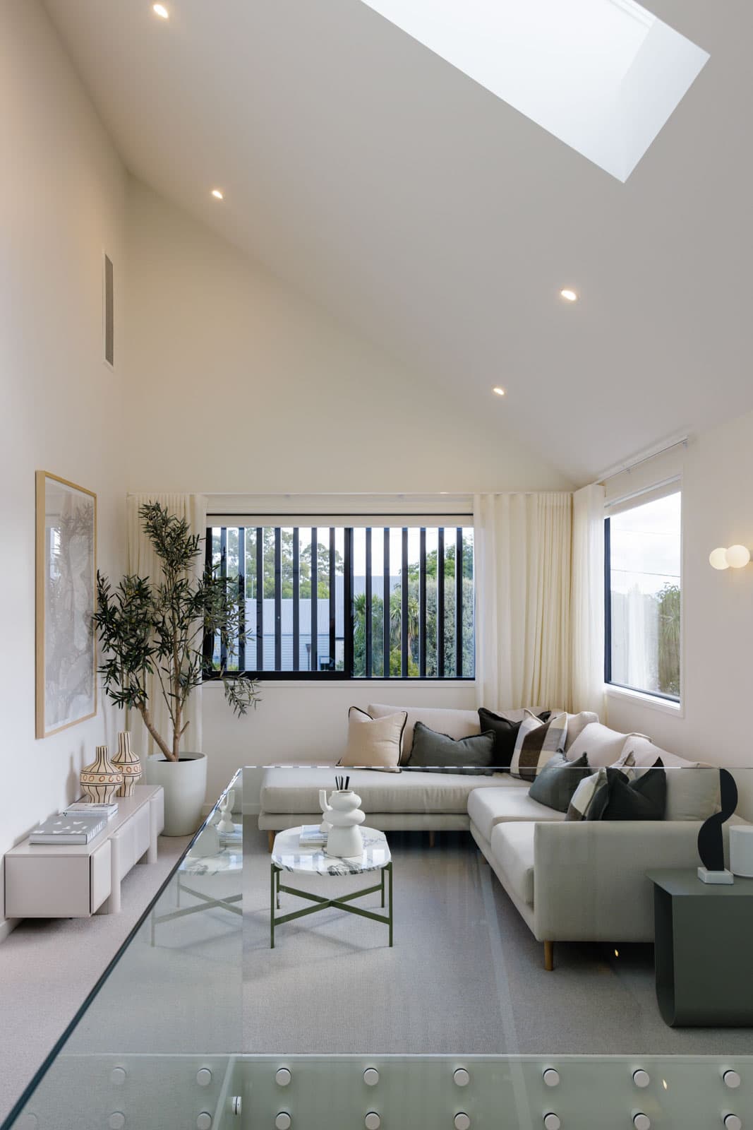 River Rd. Show Home (12)