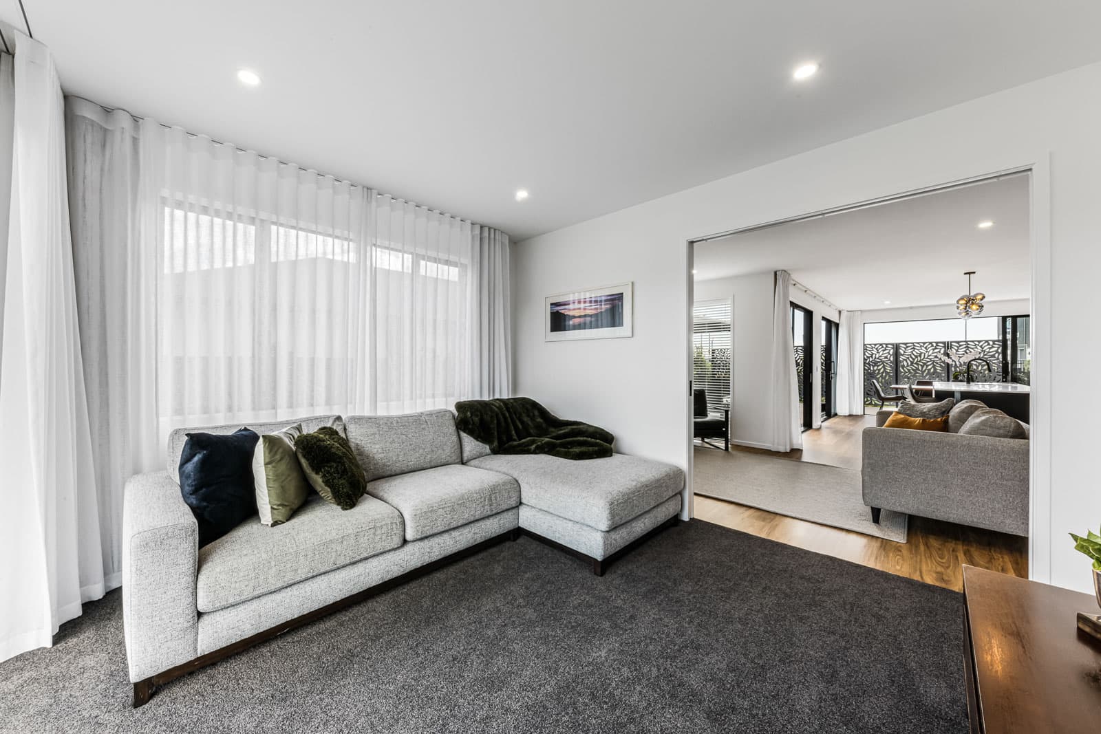 Smart Family Home (6)